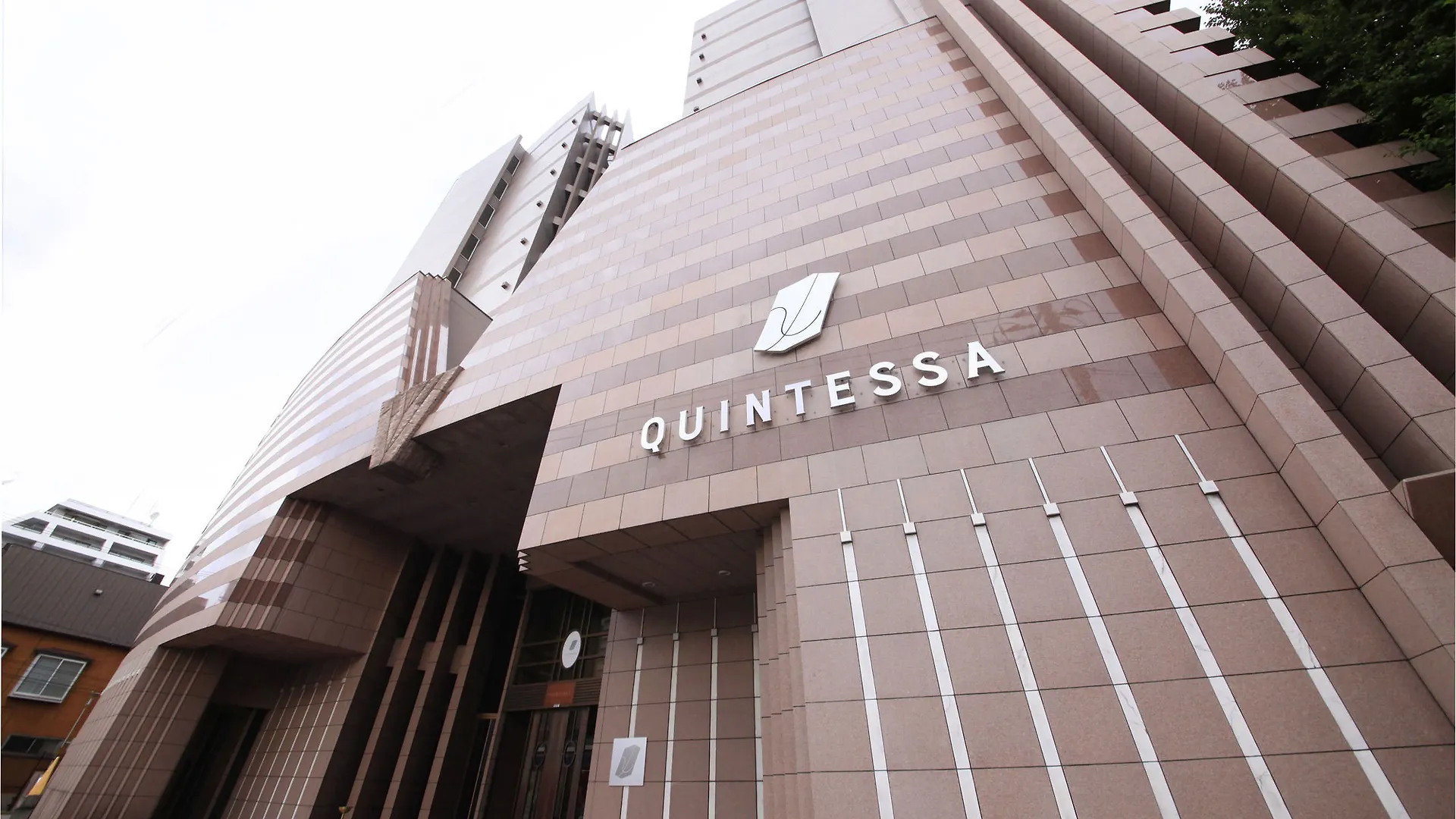 Quintessa Hotel Sapporo